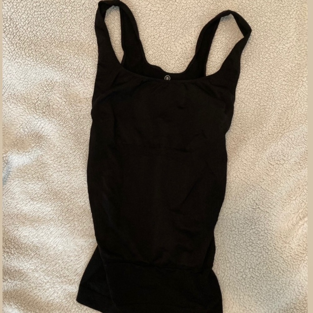 BLANQI Everyday Pull-Down Postpartum + Nursing Support Tanktop - Deepest Black